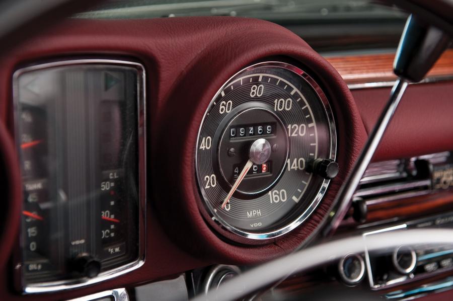  Mercedes-Benz 280 SE 3.5 Cabriolet 1971 года  (фото 55 из 84)